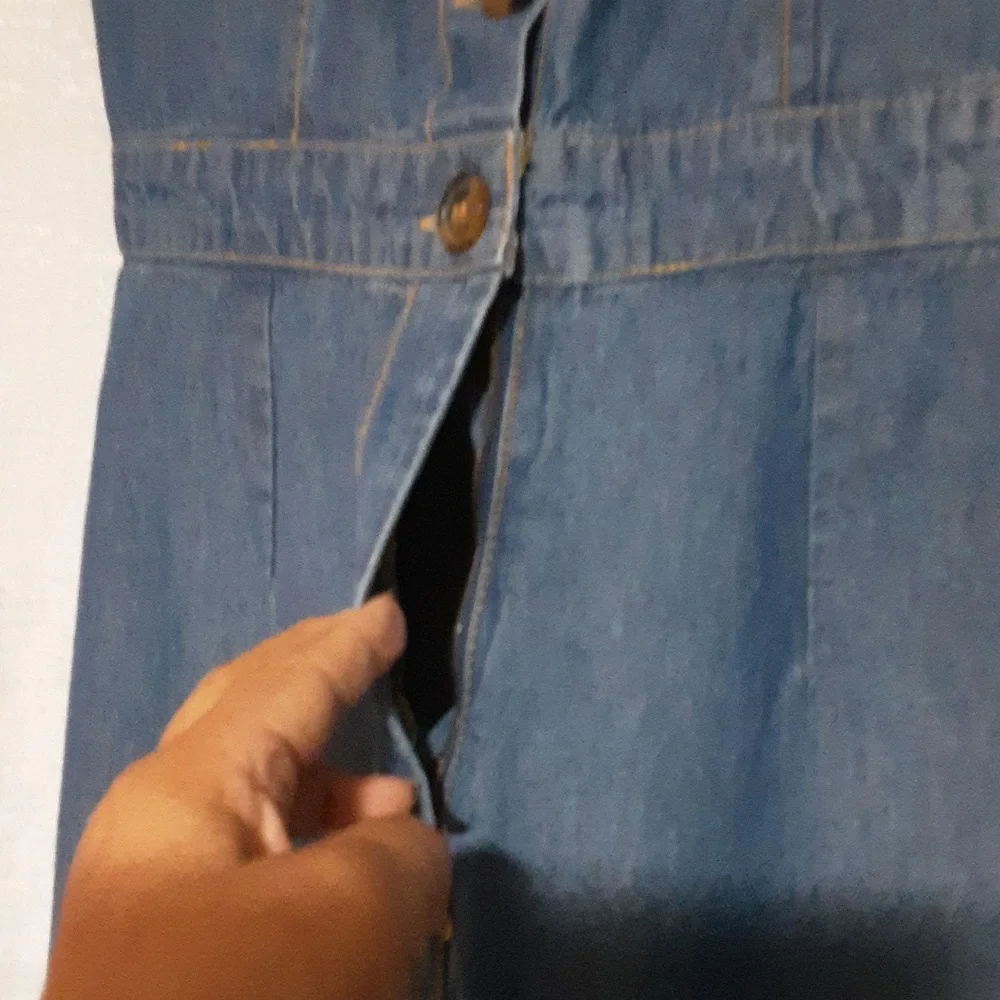 Sincerely Jules 100 % Cotton Women's Blue Denim Jumsuit Size L. Missing Belt.